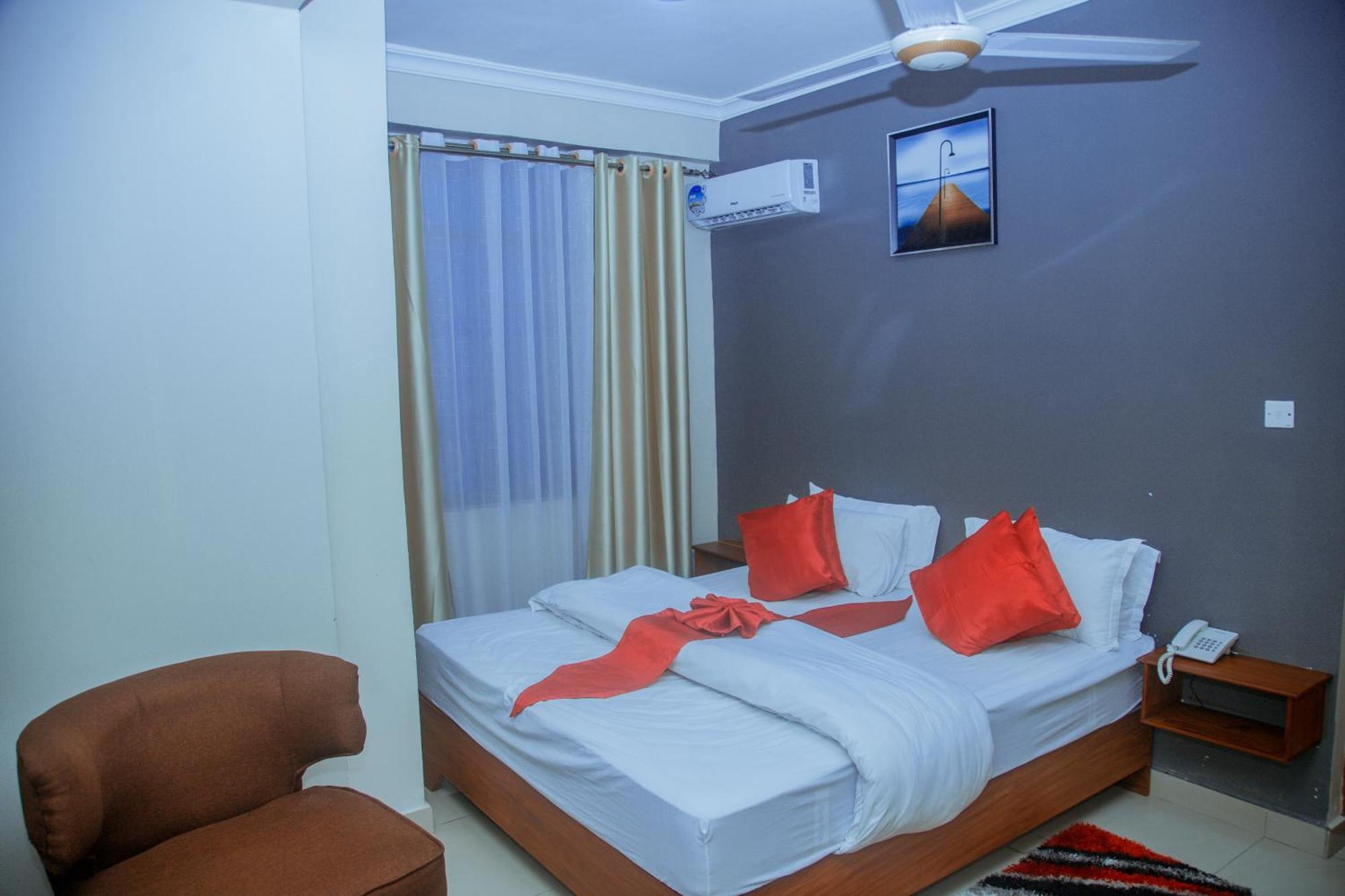 Le Grand Marie Hotel Νταρ ες Σαλάμ Εξωτερικό φωτογραφία