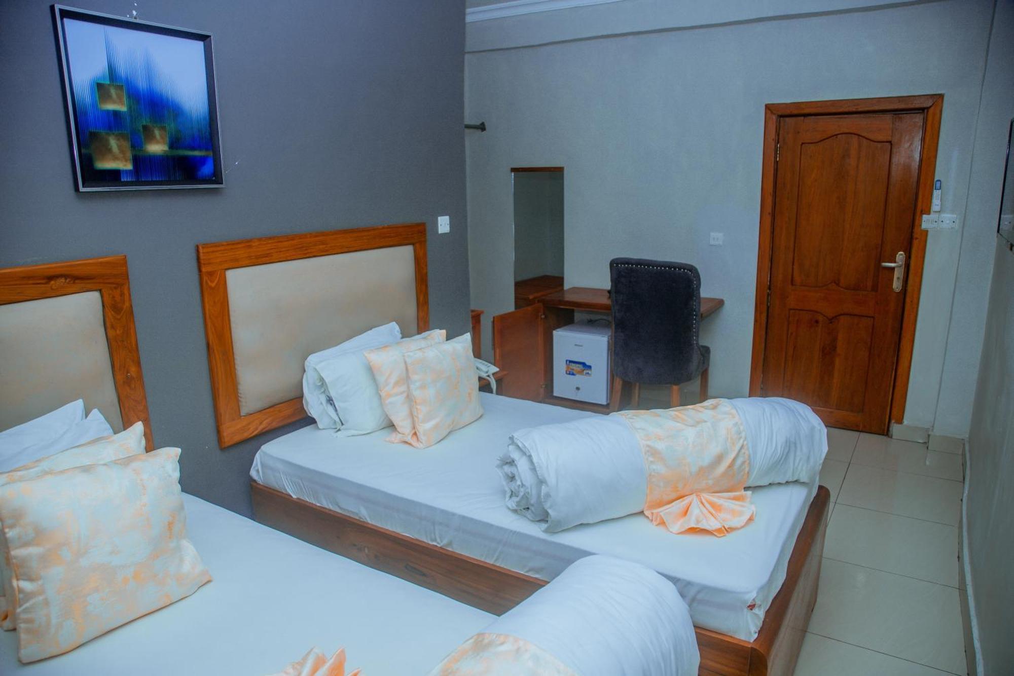 Le Grand Marie Hotel Νταρ ες Σαλάμ Εξωτερικό φωτογραφία